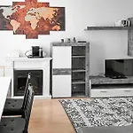 Zentral, Ruhig, 4personen, Balkon, Waschmaschine Apartmán