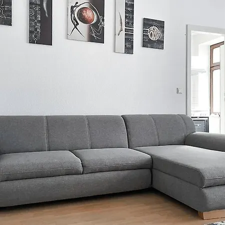 Zentral, Ruhig, 4personen, Balkon, Waschmaschine Apartment