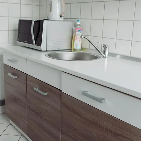 Zentral, Ruhig, 4personen, Balkon, Waschmaschine