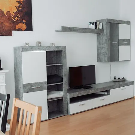 Zentral, Ruhig, 4personen, Balkon, Waschmaschine Apartmán Chemnitz (Saská Kamenice)