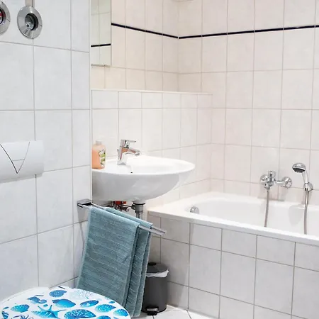 Apartment Zentral, Ruhig, 4personen, Balkon, Waschmaschine Chemnitz